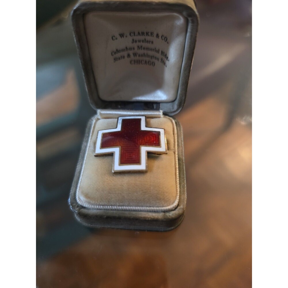 Vintage Sterling Silver Red Cross Guilloche Enamel Nurse Pin W Leather Case